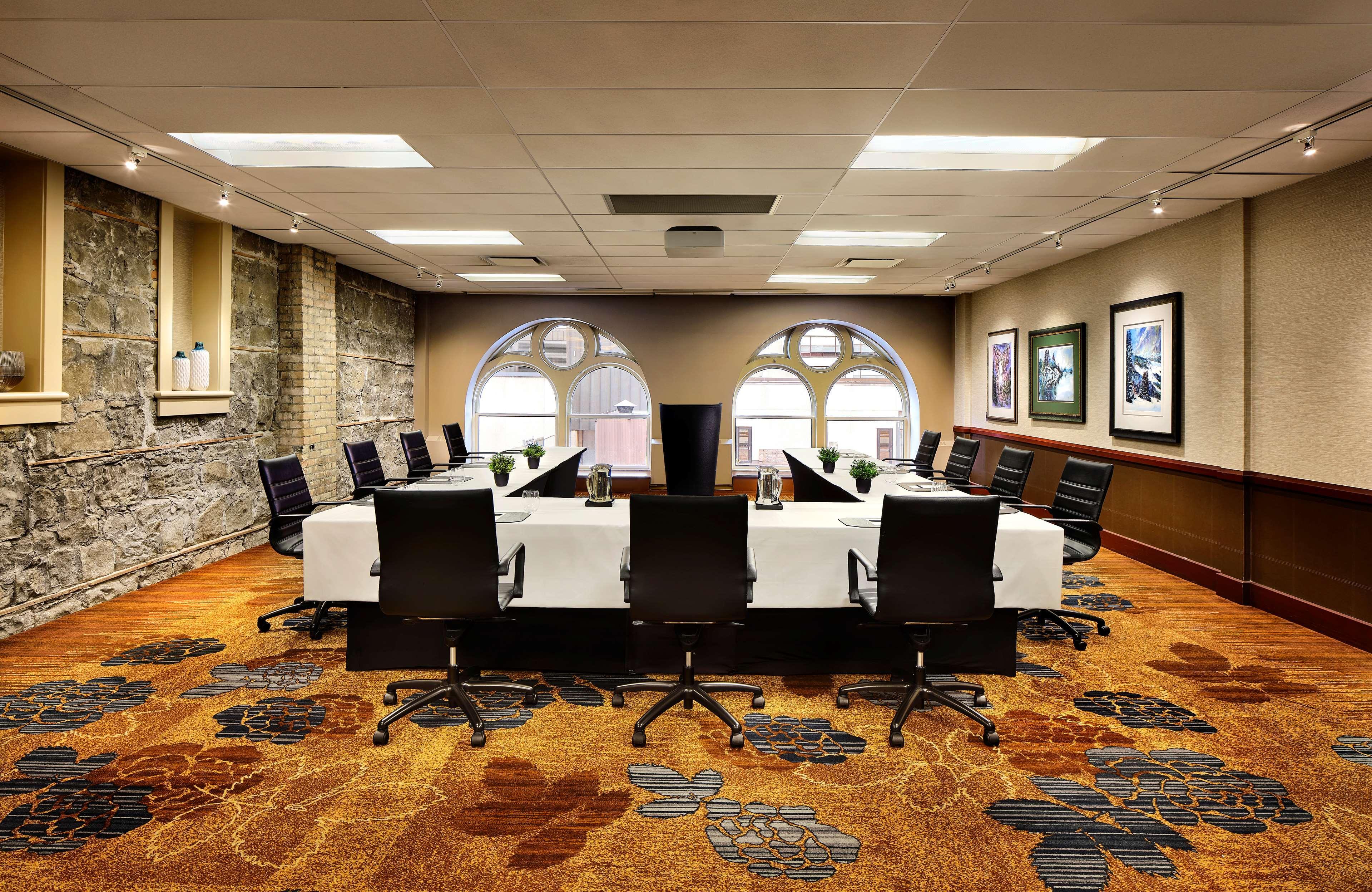 Hyatt Regency 4*